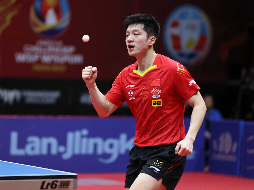 意甲赛场的 意甲赛场的